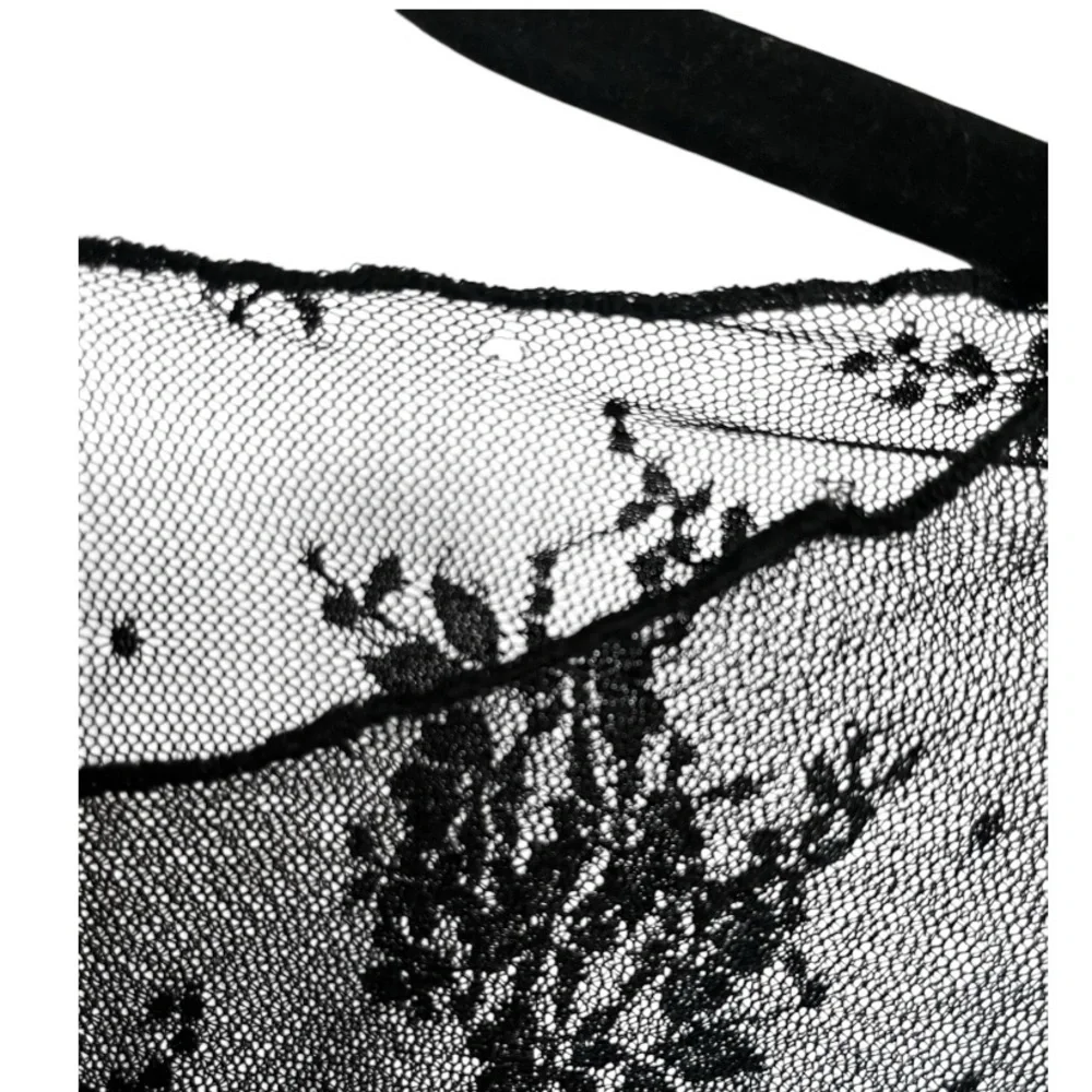 Large Dylan Ryan Black Lace short sleeve Top - Picture 3 of 3